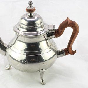 WILLIAMSBURG KIRK STIEFF PEWTER FOOTED COFFEE TEA POT ROSEWOOD HANDLE CW80-22